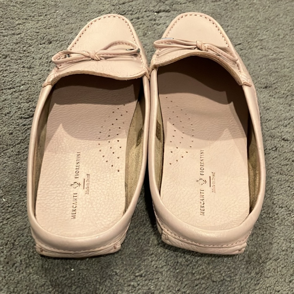NWOT pale pink leather mules - Picture 2 of 3